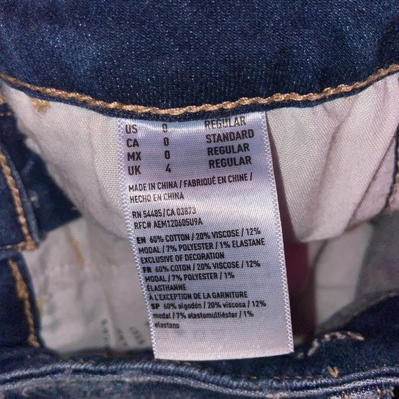 AMERICAN EAGLE ripped jeans - Picture 3 of 3